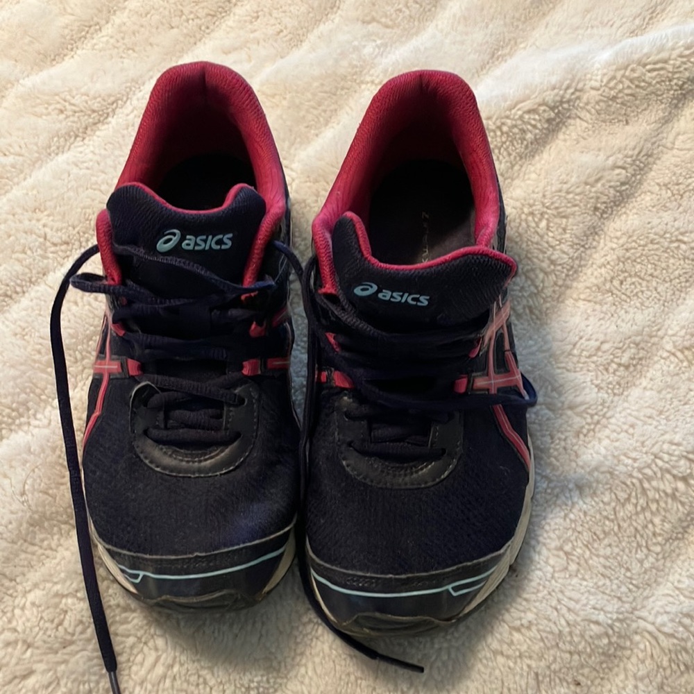 ASICS navy shoe